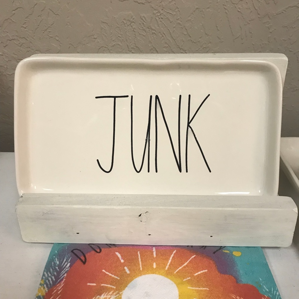Rae Dunn Junk Tray
